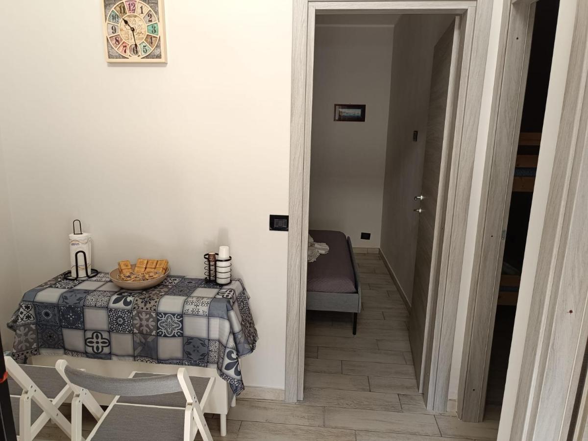 City Wonders B&B Наполи Екстериор снимка